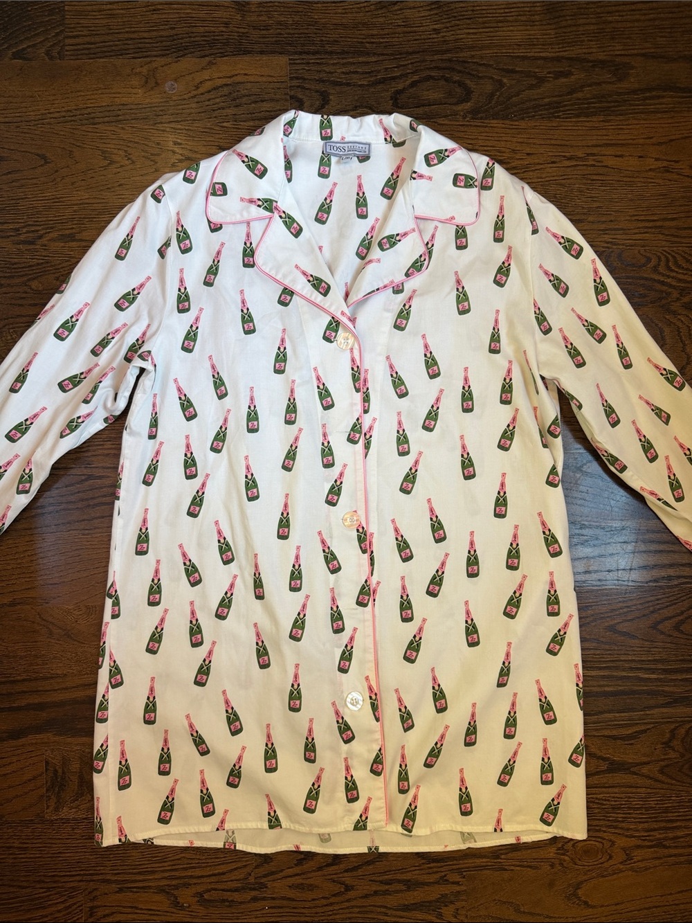 Toss Designs “ Champagne” Pajama Shirt Size Large/X-Large